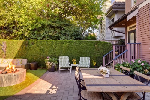 3328 7Th Avenue W, Vancouver, BC 
