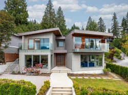 4716 Skyline Drive  North Vancouver, BC V7R 3H8