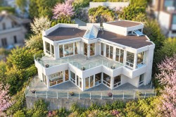 4180B Rose Crescent West Vancouver, BC V7V 2N8