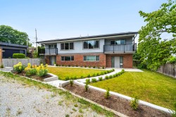 7737 Allman Street Burnaby, BC V5E 2A9
