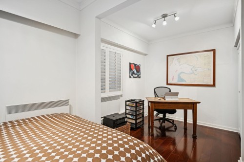 3814 11Th Avenue W, Vancouver, BC 