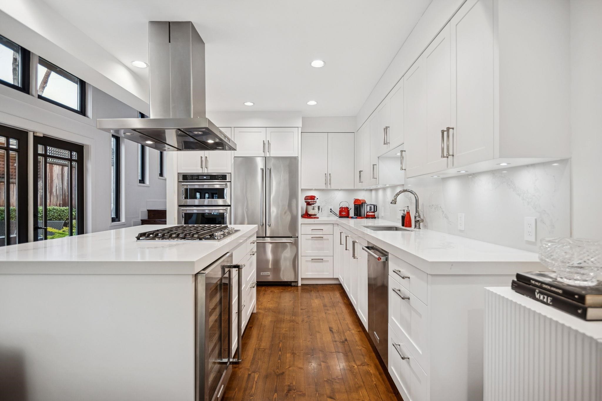 3814 11Th Avenue W, Vancouver, BC