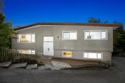 520 Ballantree Place  West Vancouver, BC V7S 1W5