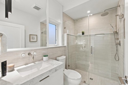 1145 33Rd Avenue W, Vancouver, BC 