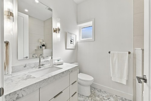 1145 33Rd Avenue W, Vancouver, BC 