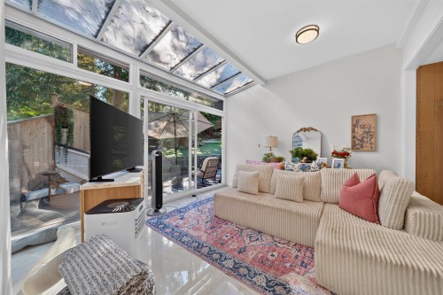 5791 Telegraph Trail, West Vancouver, BC 