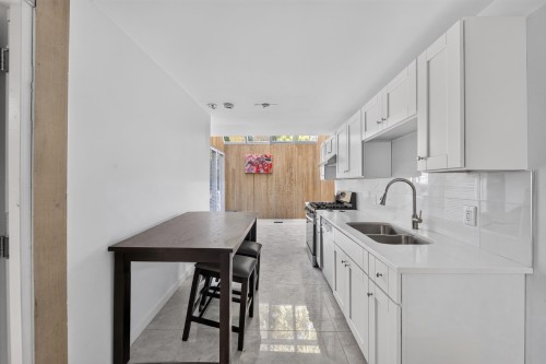 5791 Telegraph Trail, West Vancouver, BC 