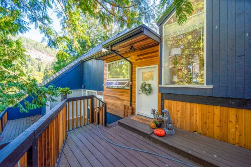 5791 Telegraph Trail, West Vancouver, BC 