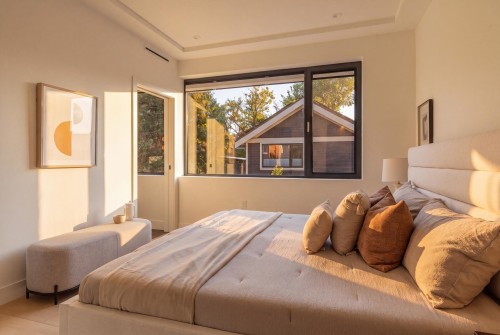 20 14Th Avenue W, Vancouver, BC 
