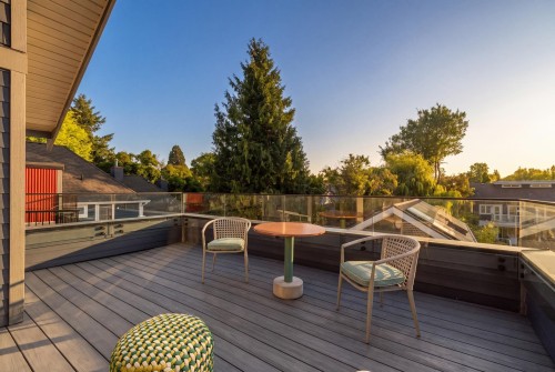 20 14Th Avenue W, Vancouver, BC 
