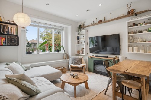 1604 36Th Avenue E, Vancouver, BC 