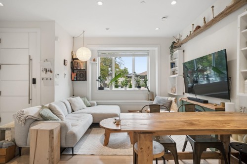 1604 36Th Avenue E, Vancouver, BC 