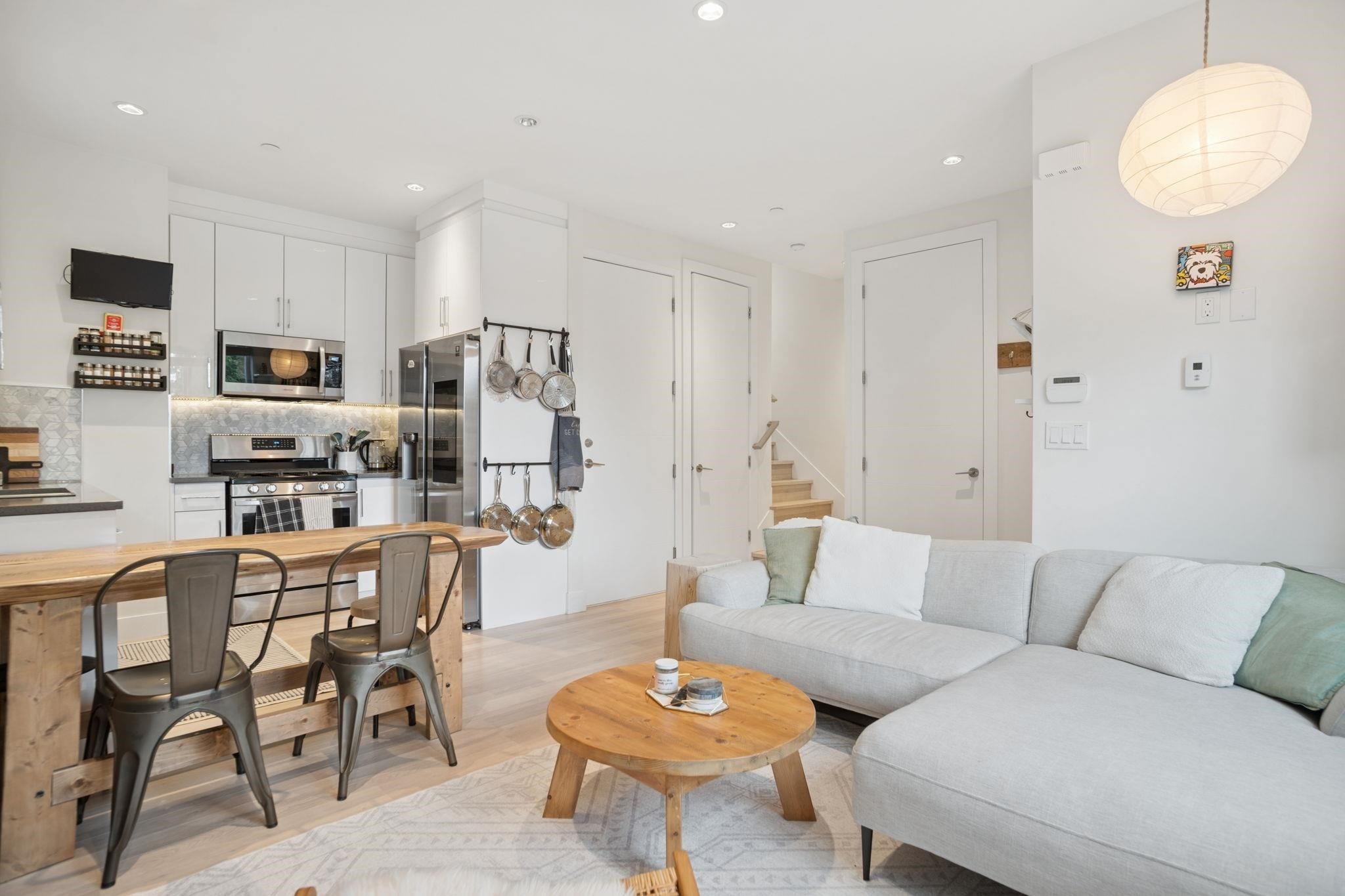 1604 36Th Avenue E, Vancouver, BC