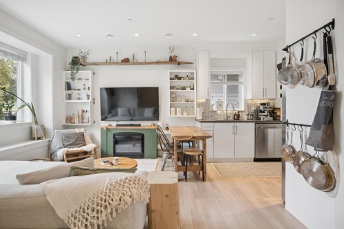 1604 36Th Avenue E, Vancouver, BC 
