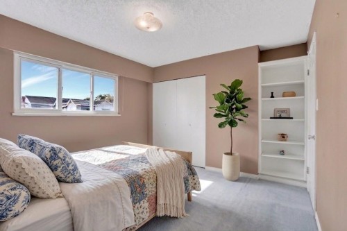 2412 40Th Avenue E, Vancouver, BC 