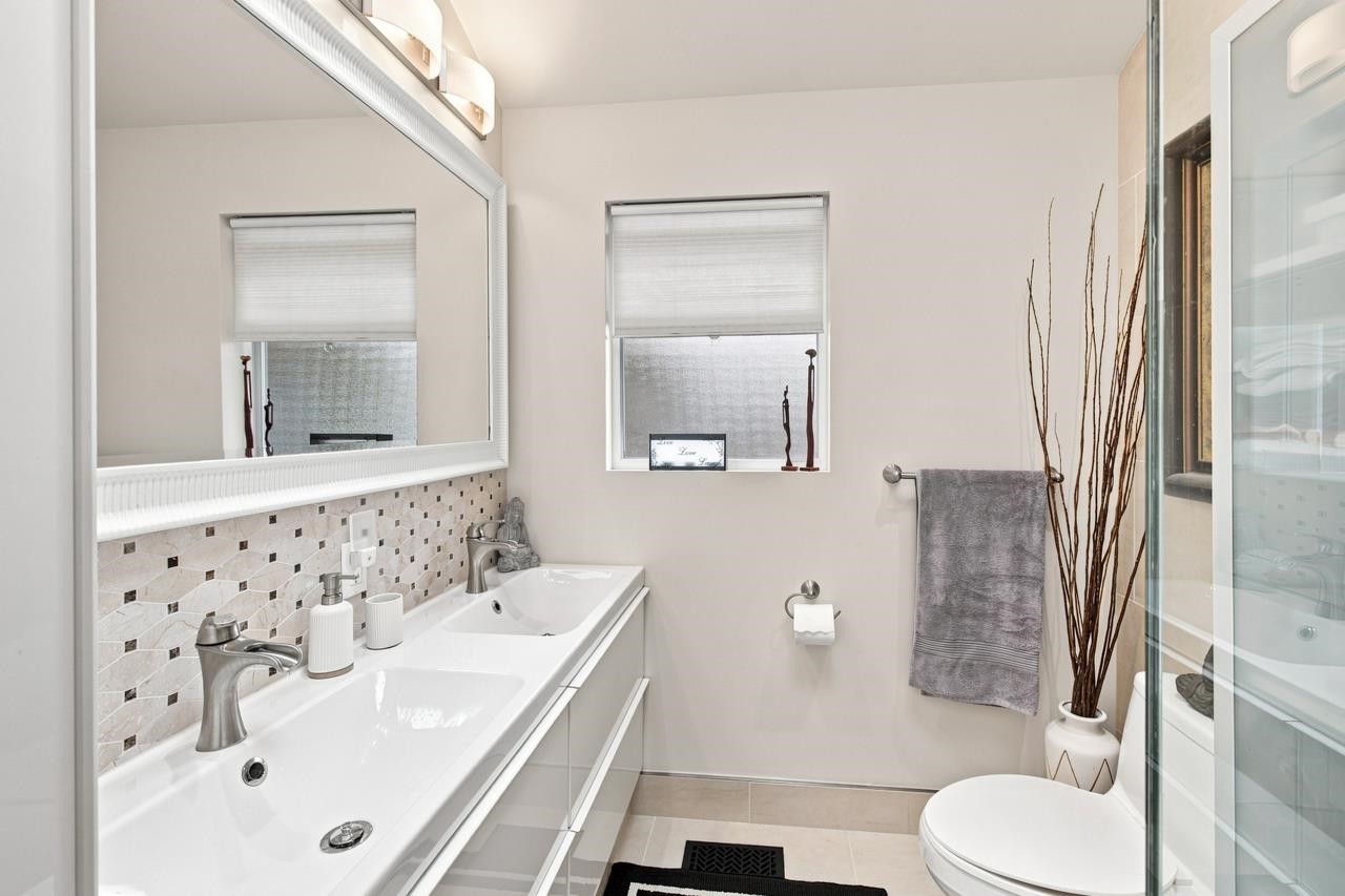 9211 Chapmond Crescent, Richmond, BC
