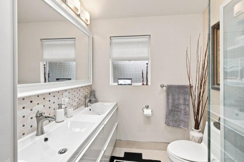 9211 Chapmond Crescent, Richmond, BC 
