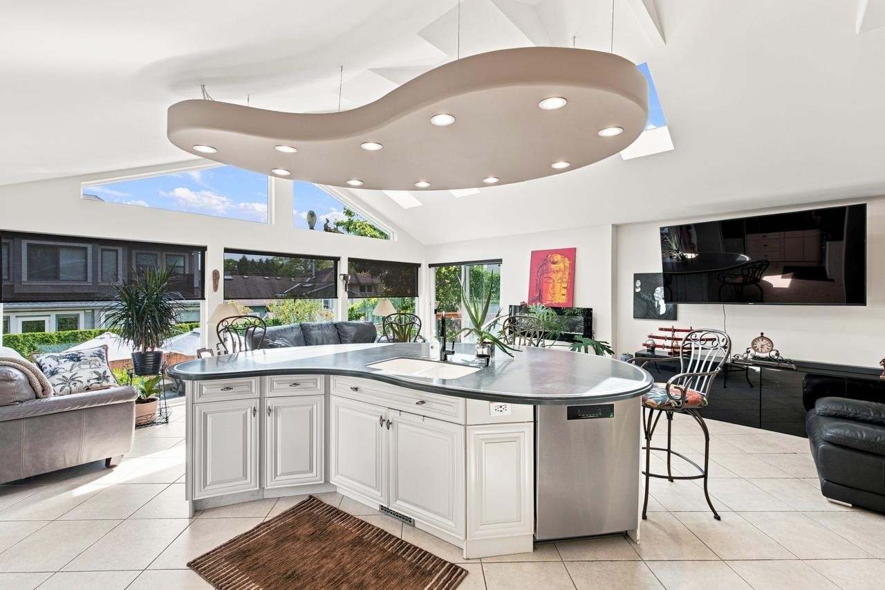 9211 Chapmond Crescent, Richmond, BC
