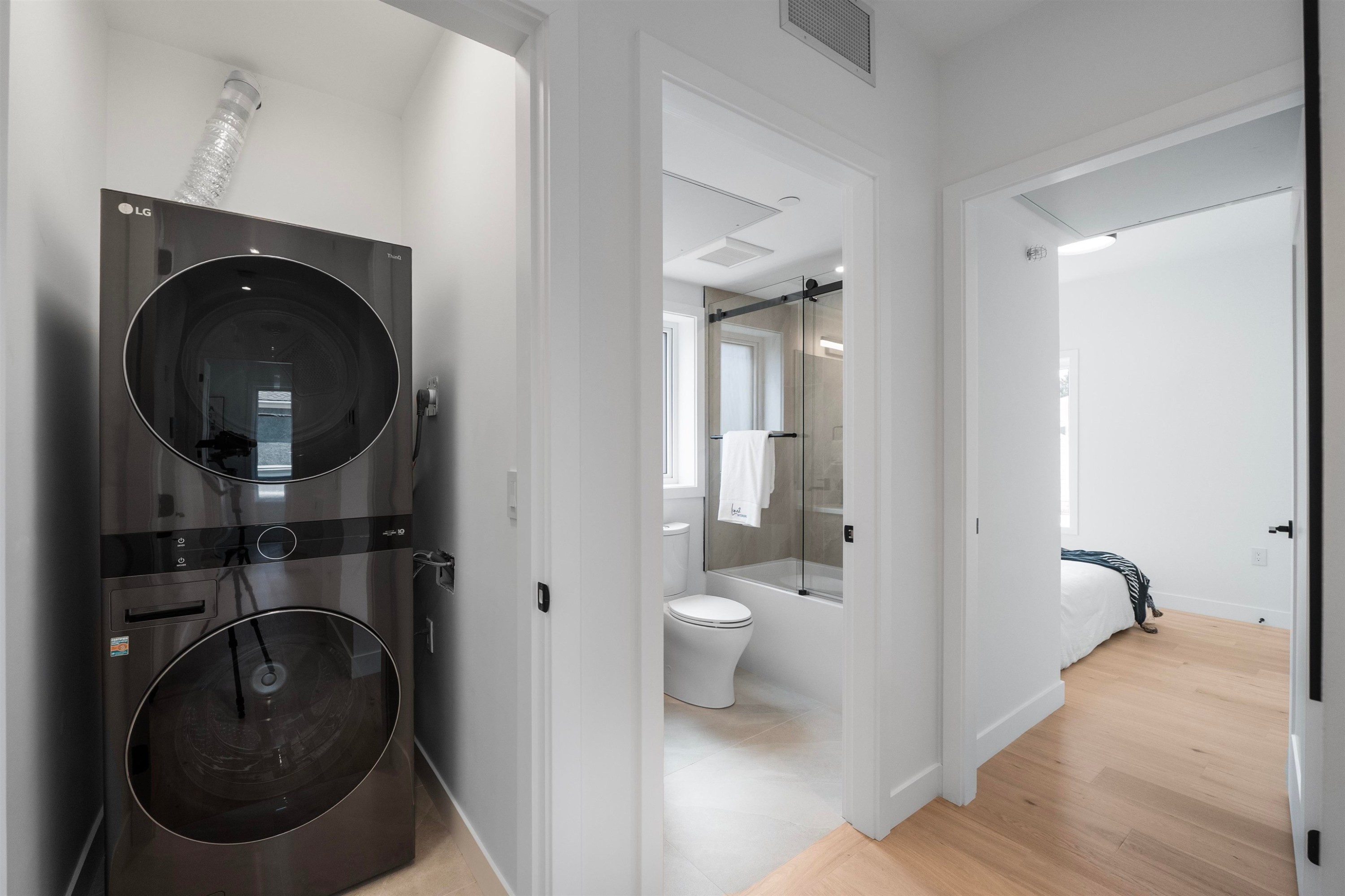 1012 52Nd Avenue W, Vancouver, BC
