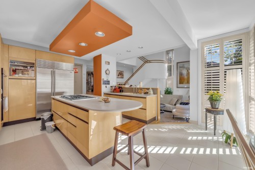 5819 Wallace Street, Vancouver, BC 