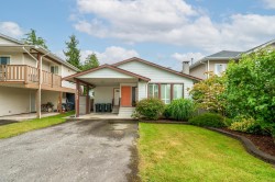 3162 Oxford Street  Port Coquitlam, BC V3B 4C5
