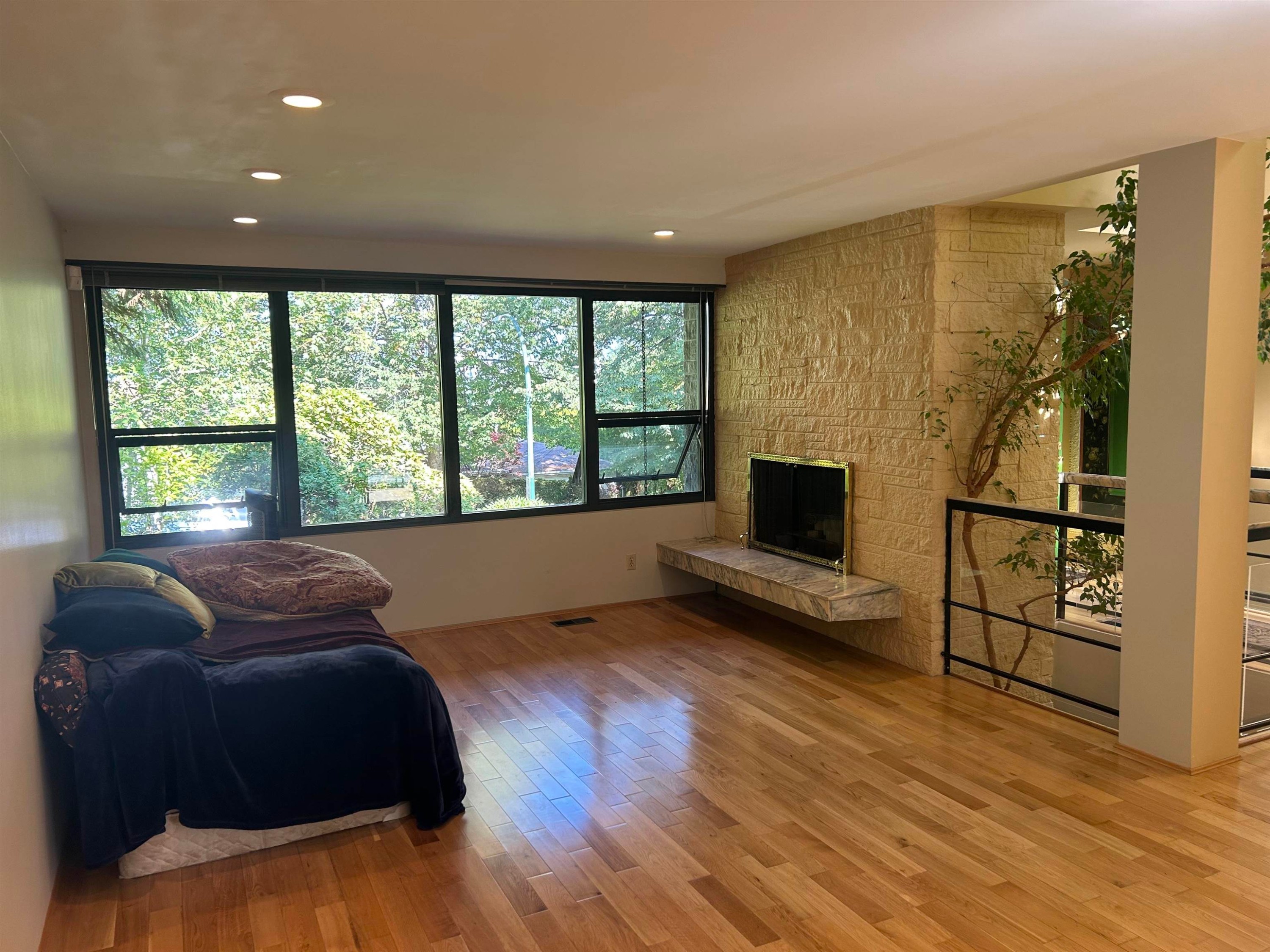 2220 32Nd Avenue W, Vancouver, BC