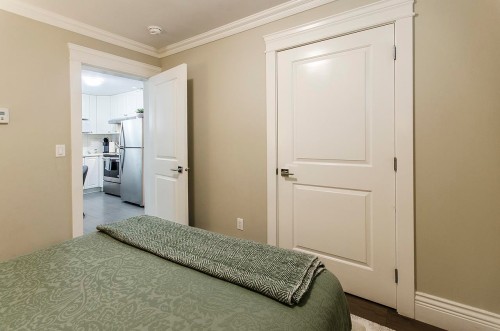 2129 46Th Avenue E, Vancouver, BC 