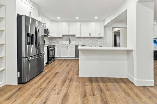 734 Carleton Drive, Port Moody, BC 