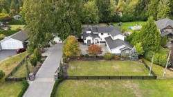 24155 124 Avenue Maple Ridge, BC V4R 1N3
