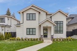 823 Cornell Avenue  Coquitlam, BC V3J 2Z3