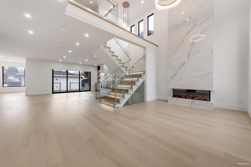 823 Cornell Avenue, Coquitlam, BC 
