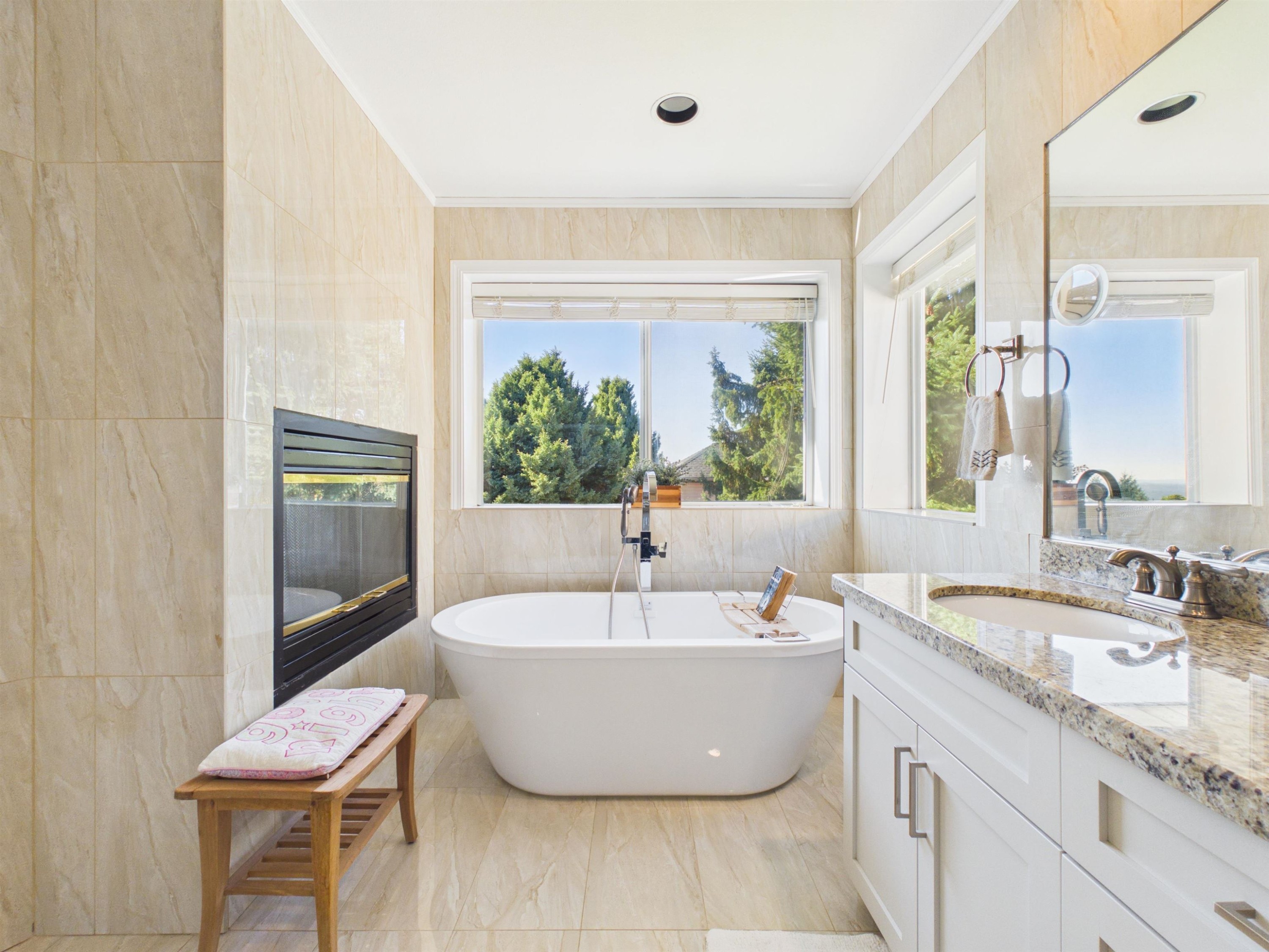 1536 Salal Crescent, Coquitlam, BC