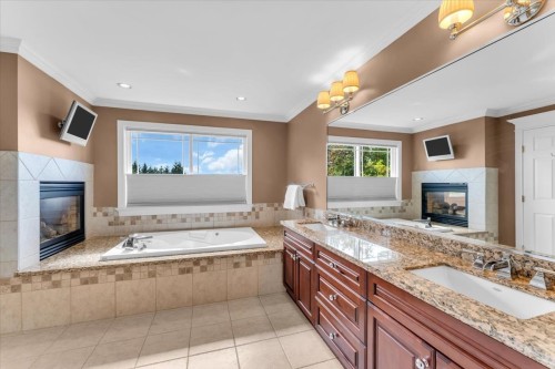 1583 Parkway Boulevard, Coquitlam, BC 
