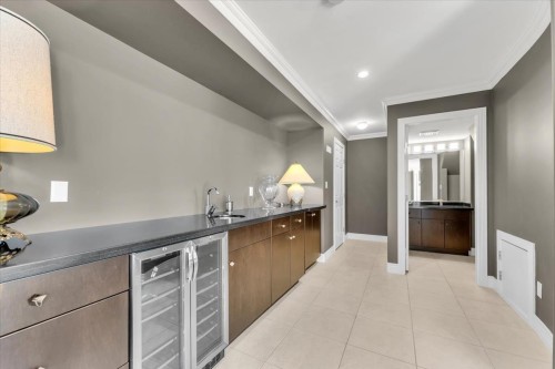 1583 Parkway Boulevard, Coquitlam, BC 