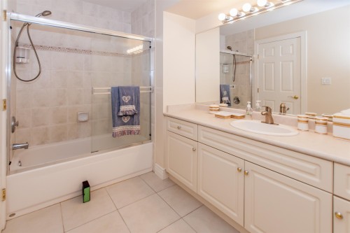 1583 Parkway Boulevard, Coquitlam, BC 