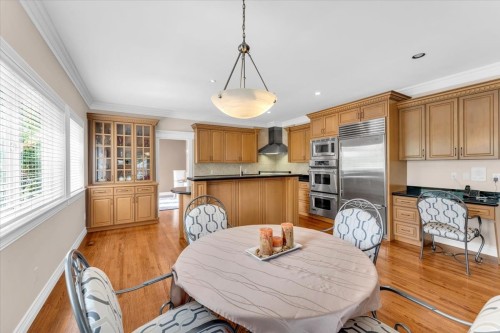1583 Parkway Boulevard, Coquitlam, BC 