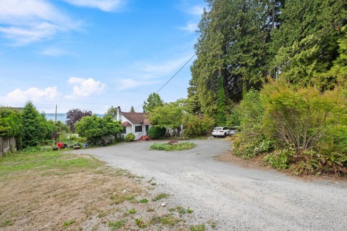 2820 Marine Drive, West Vancouver, BC 