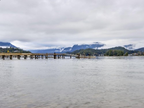 534 Beachview Drive, North Vancouver, BC 
