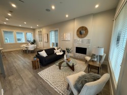 3345 Parker Street  Vancouver, BC V5K 2W1