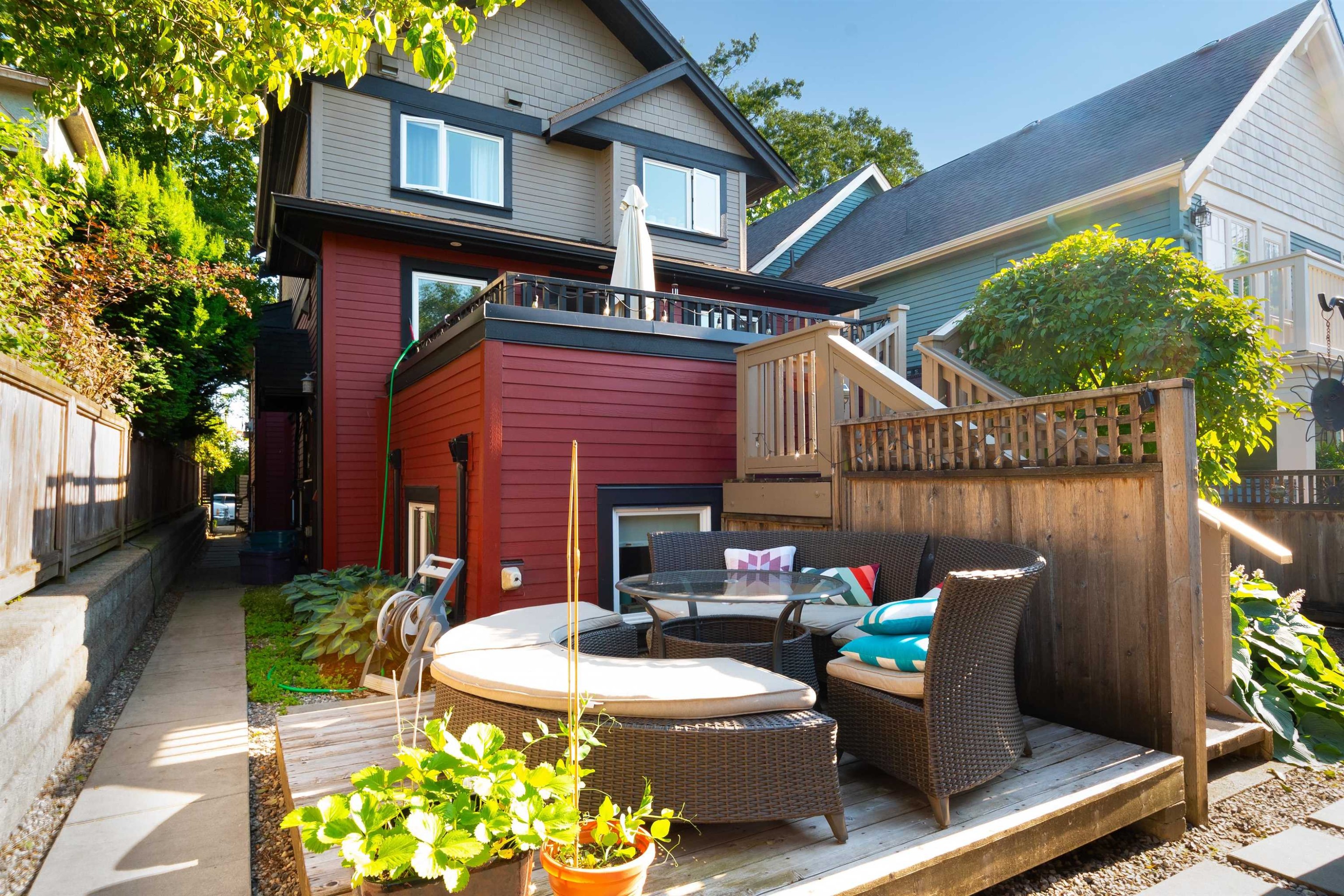 1931 7Th Avenue E, Vancouver, BC