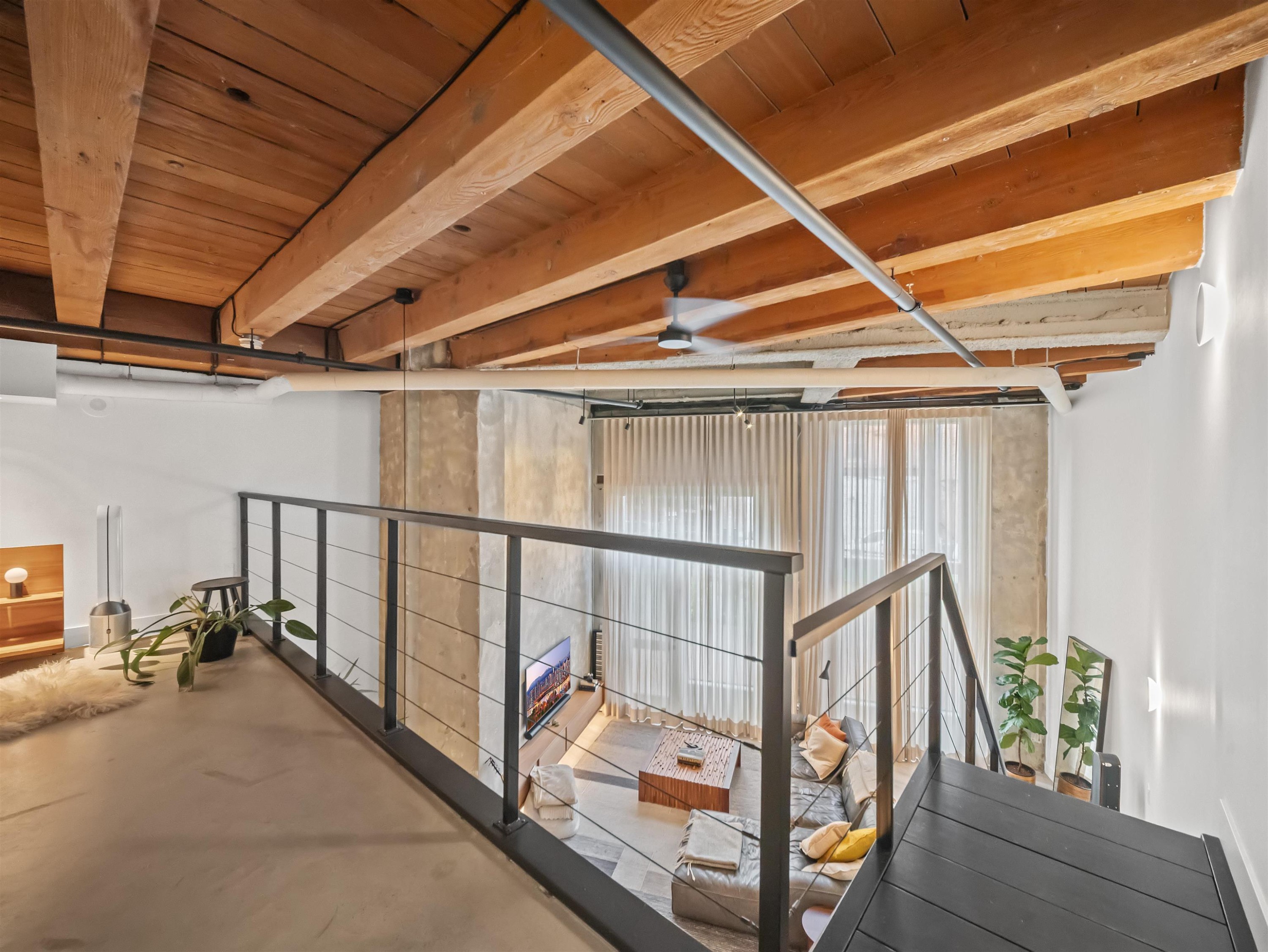 47 Cordova Street E, Vancouver, BC