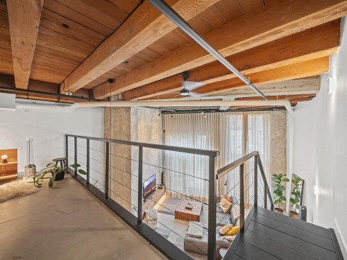 47 Cordova Street E, Vancouver, BC 