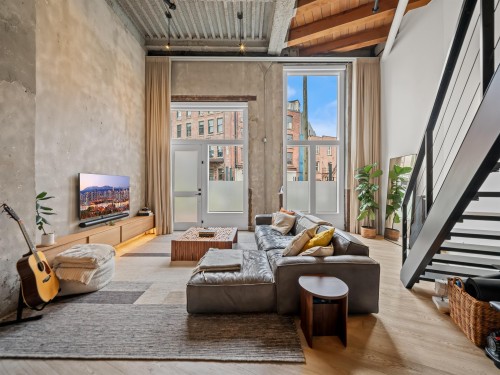 47 Cordova Street E, Vancouver, BC 