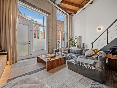 47 Cordova Street E, Vancouver, BC 