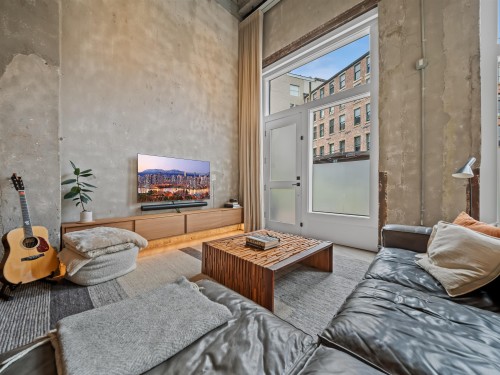 47 Cordova Street E, Vancouver, BC 