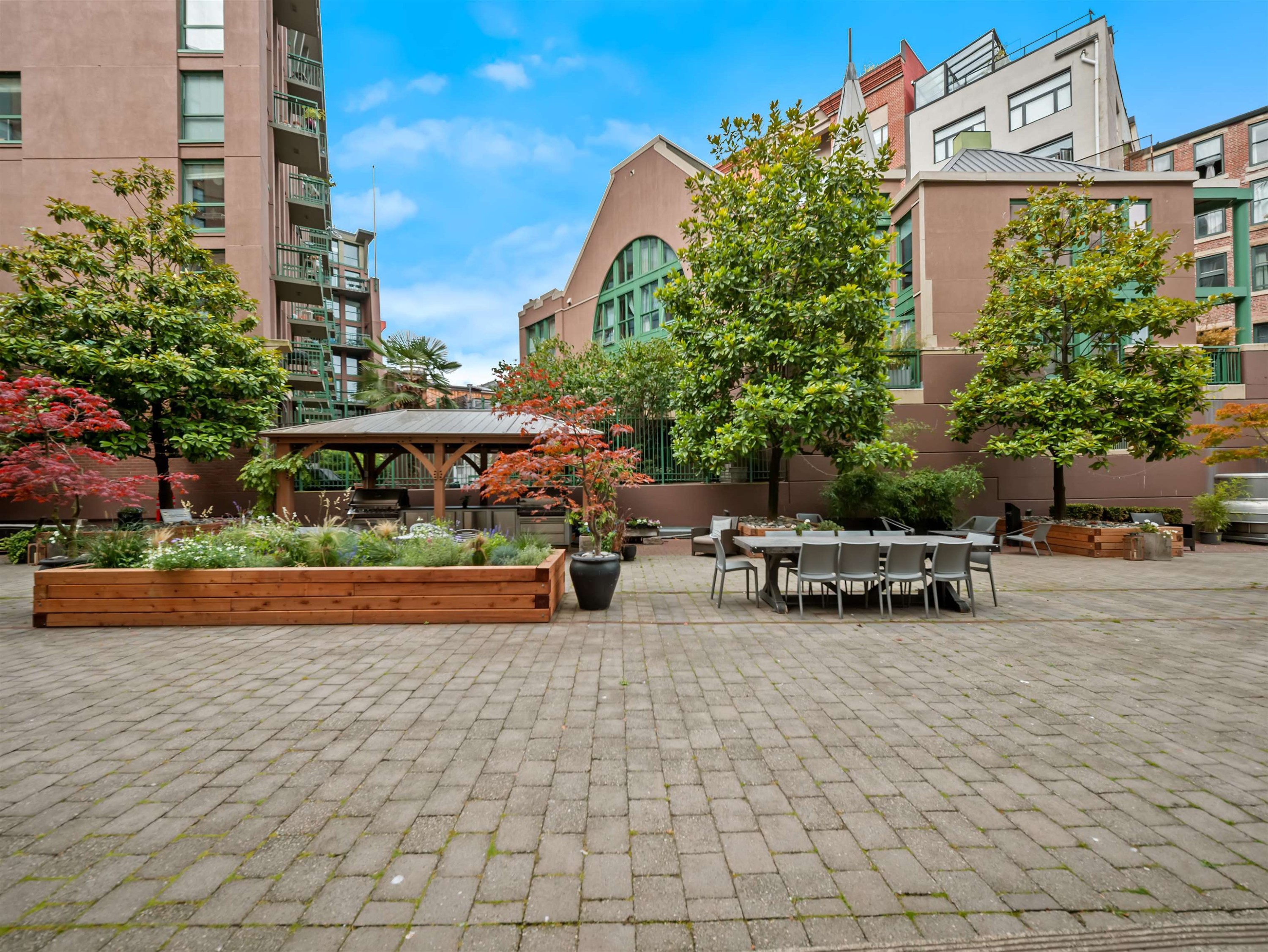 47 Cordova Street E, Vancouver, BC