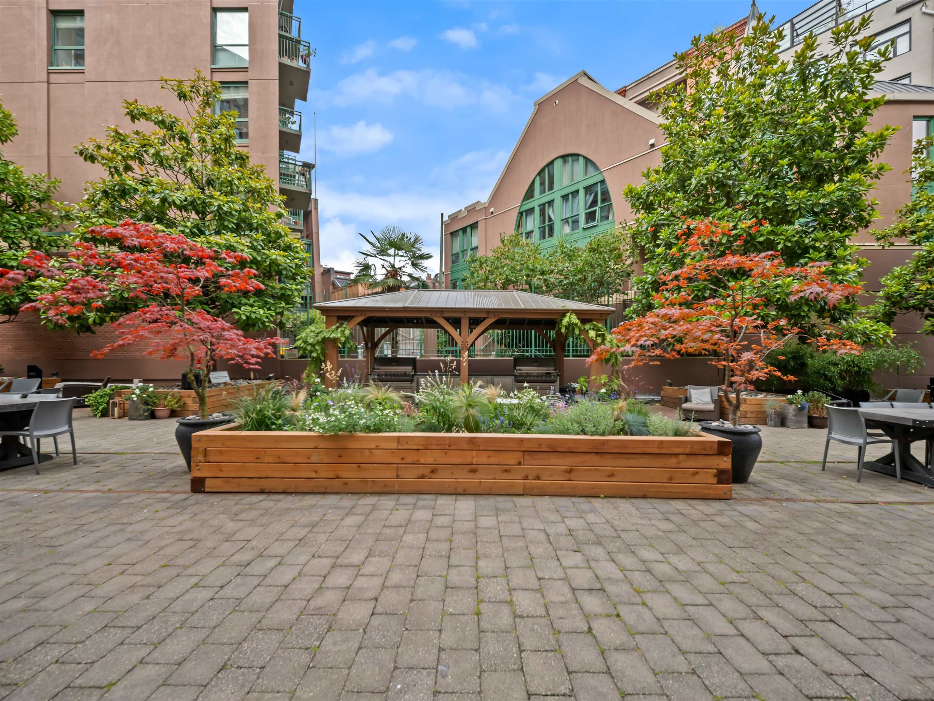 47 Cordova Street E, Vancouver, BC