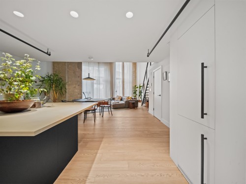 47 Cordova Street E, Vancouver, BC 