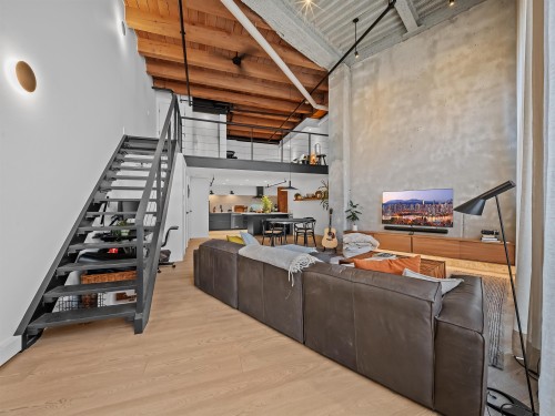 47 Cordova Street E, Vancouver, BC 
