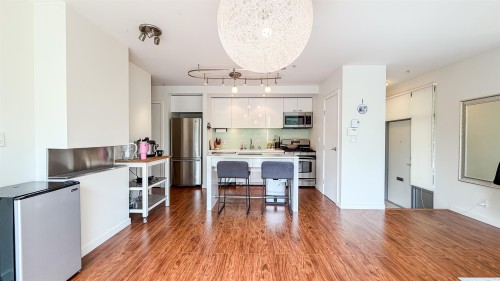 390 11Th Avenue E, Vancouver, BC 